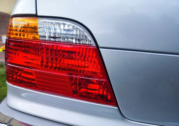 BMW Seria 7 cena 30000 przebieg: 225500, rok produkcji 2000 z Pyrzyce małe 379